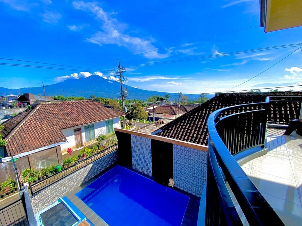 manfaat liburan di villa Batu