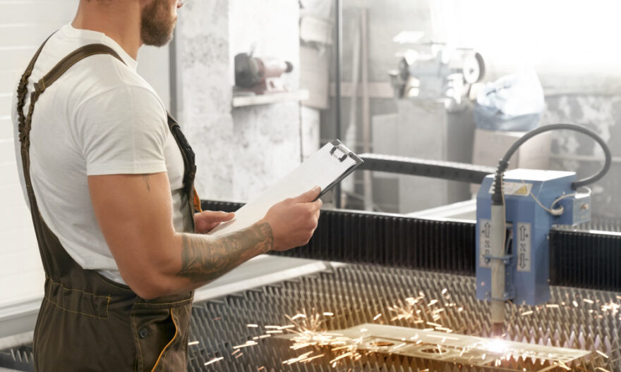 Laser cutting metal
